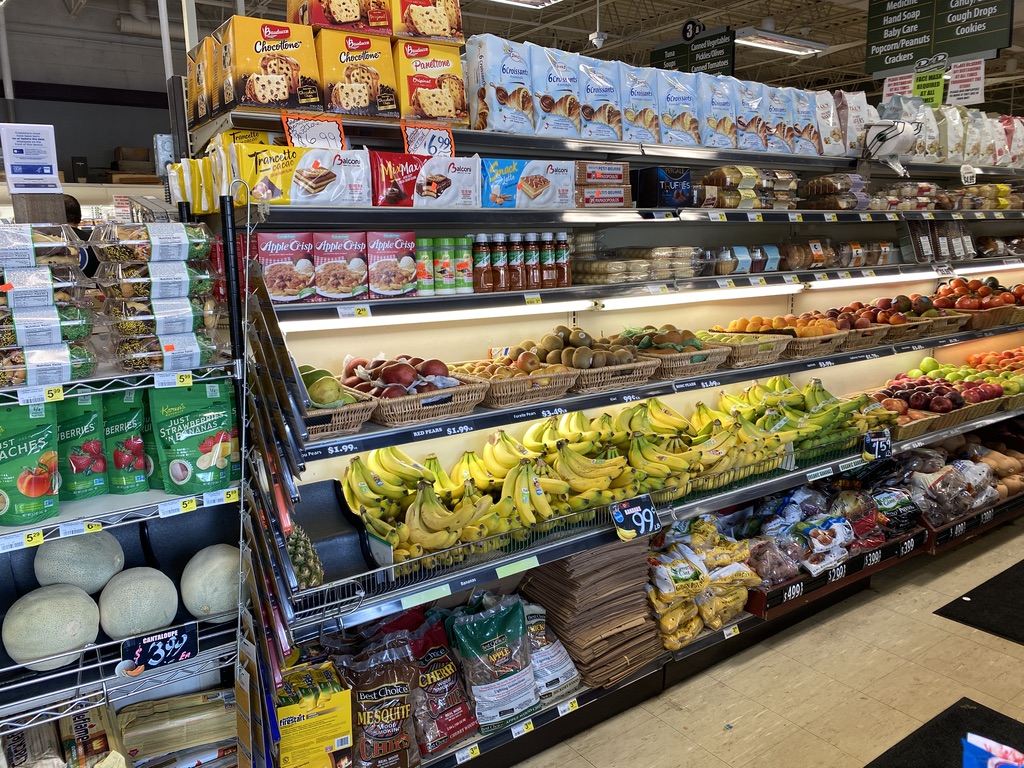 D&D Finer Foods | restaurant | 825 Noyes St, Evanston, IL 60201, USA | 8474754344 OR +1 847-475-4344