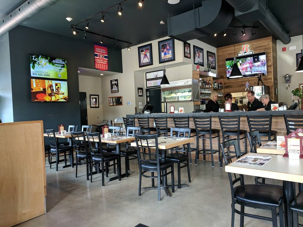 Restaurant Le Fumet | restaurant | 550 Rue Principale E, Sainte-Agathe-des-Monts, QC J8C 1K9, Canada | 8193265565 OR +1 819-326-5565