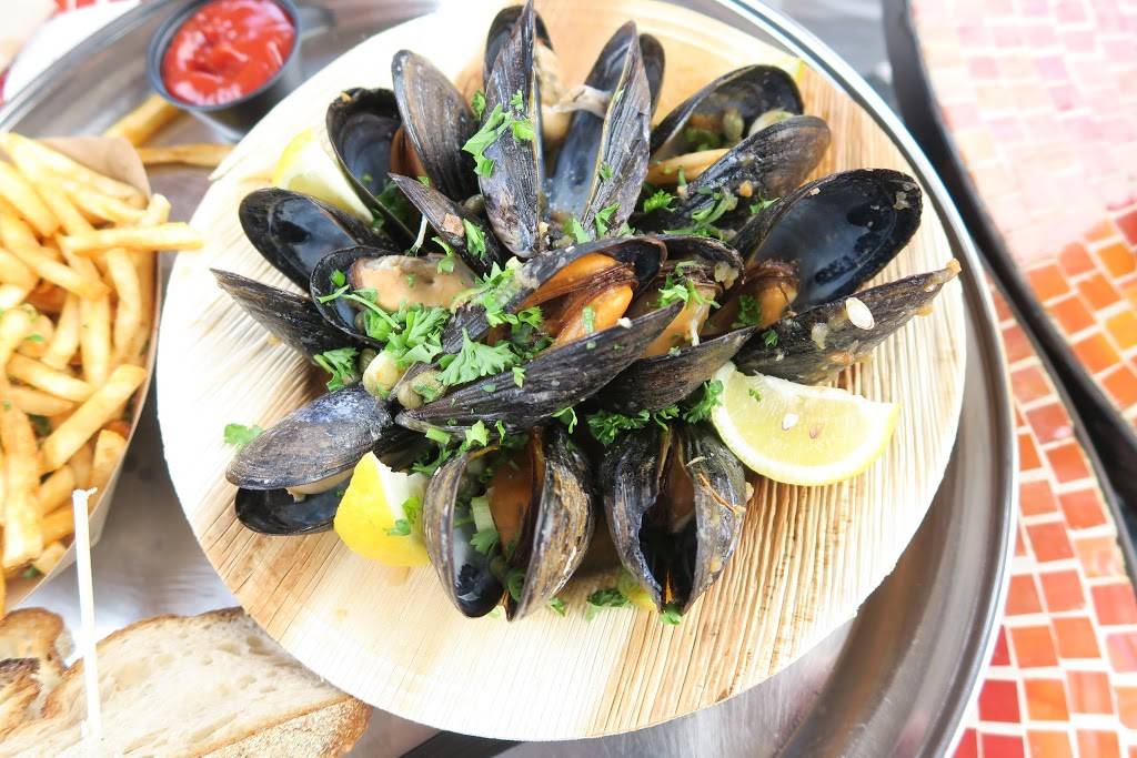 Pier 66 Maritime | restaurant | 207 12th Ave, New York, NY 10001, USA | 2129896363 OR +1 212-989-6363