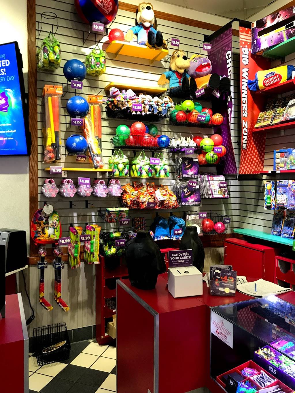 Chuck E. Cheeses | restaurant | 2779 W Market St, Akron, OH 44333, USA | 3308698211 OR +1 330-869-8211