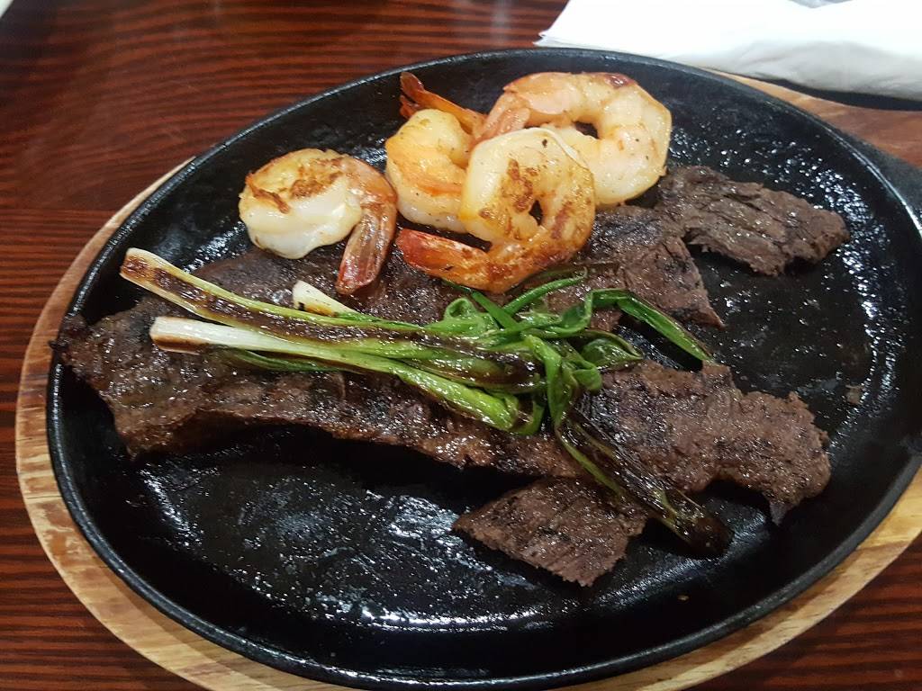 La Pupusa Loca | restaurant | 285 S Broadway, Yonkers, NY 10705, USA | 9143761437 OR +1 914-376-1437