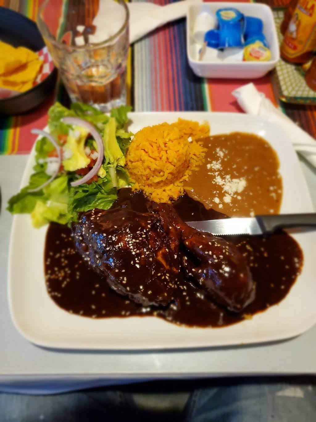 Casa del Mariachi | restaurant | 12327 Roosevelt Way NE, Seattle, WA 98125, USA | 2066325307 OR +1 206-632-5307