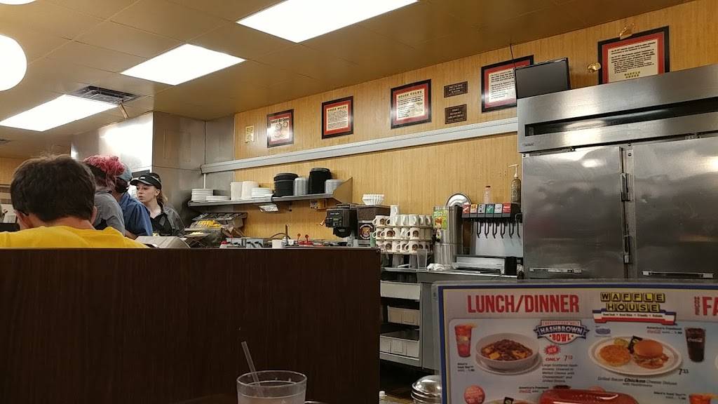 Waffle House | meal takeaway | 910 S Pendleton St, Easley, SC 29640, USA | 8643061001 OR +1 864-306-1001