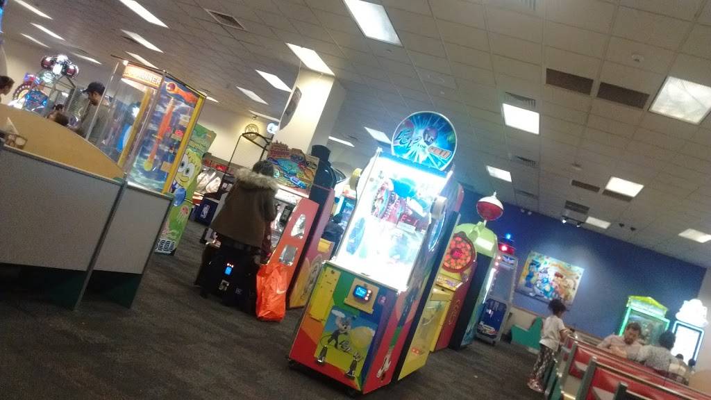 Chuck E. Cheeses | restaurant | 40-24 College Point Blvd B213, Flushing, NY 11354, USA | 7183210400 OR +1 718-321-0400