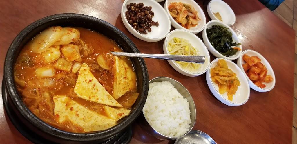 88 Garden | restaurant | 6135 Midlothian Turnpike, Richmond, VA 23225, USA | 8042315388 OR +1 804-231-5388