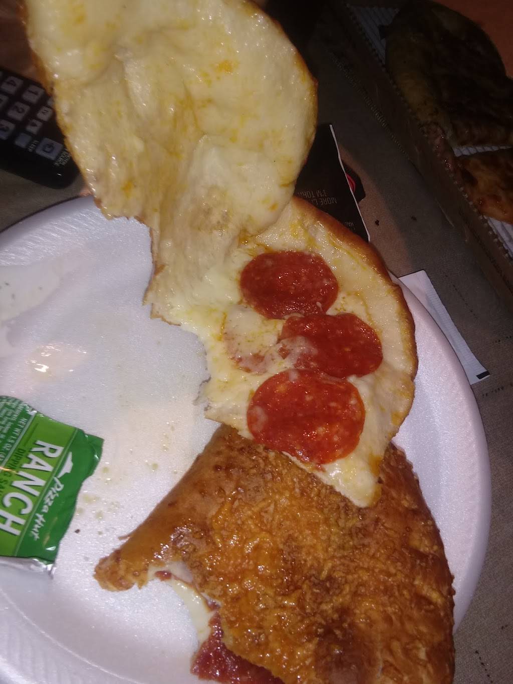 Pizza Hut | restaurant | 12616 Jones Rd, Houston, TX 77070, USA | 2818945353 OR +1 281-894-5353