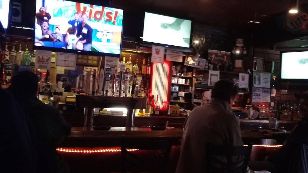 Chuck & Irenes | restaurant | 6110 Kennedy Ave, Hammond, IN 46323, USA | 2198449812 OR +1 219-844-9812