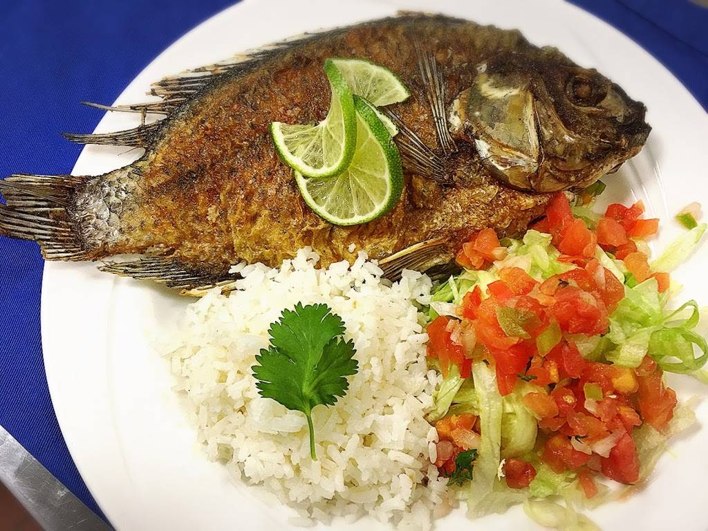 Tres Hermanas Restaurante Salvadoreño | restaurant | 3161 Broadway Blvd r140, Garland, TX 75043, USA | 2145972911 OR +1 214-597-2911