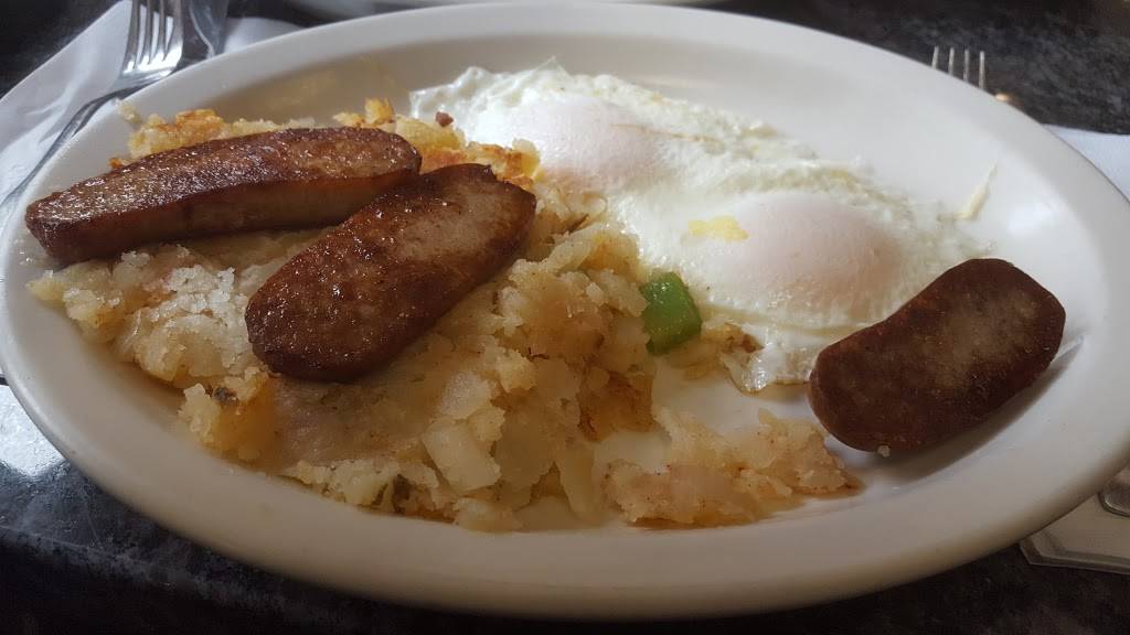 Daybreak Cafe | meal takeaway | 4501 34th Ave, Long Island City, NY 11101, USA | 7187210411 OR +1 718-721-0411