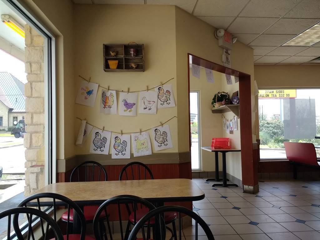 Chicken Express | restaurant | 200 Cummins St, Bowie, TX 76230, USA | 9408723600 OR +1 940-872-3600
