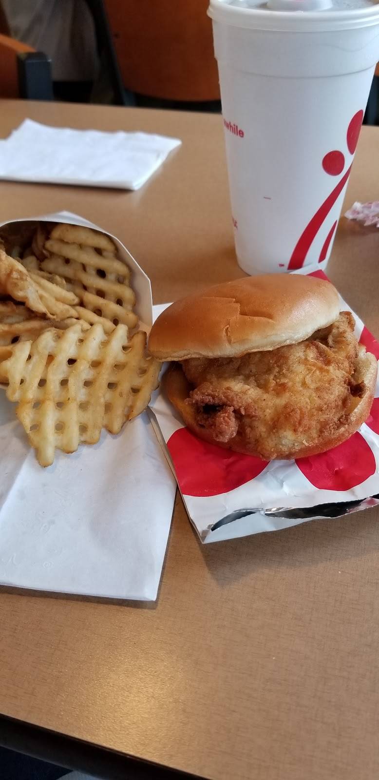 Chick-fil-A | restaurant | 245 N Weber Rd, Bolingbrook, IL 60490, USA | 6307710080 OR +1 630-771-0080