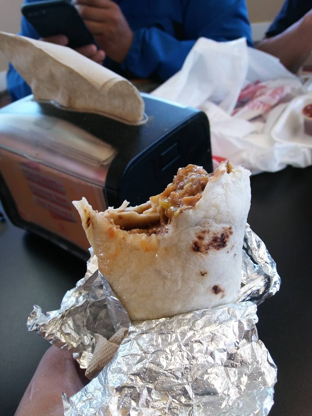 Santiagos Mexican Restaurant | restaurant | 10400 E 6th Ave, Aurora, CO 80010, USA | 3033437040 OR +1 303-343-7040