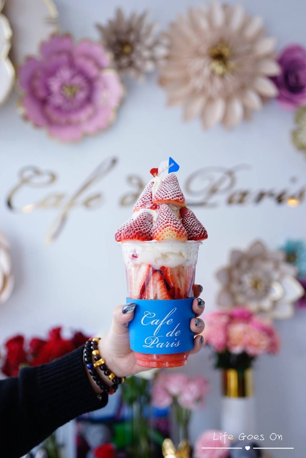 Cafe De Paris | restaurant | 4527 Campus Dr, Irvine, CA 92612, USA | 9493333951 OR +1 949-333-3951