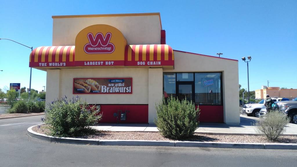 Wienerschnitzel | restaurant | 4680 E Flamingo Rd, Las Vegas, NV 89121, USA | 7024342955 OR +1 702-434-2955