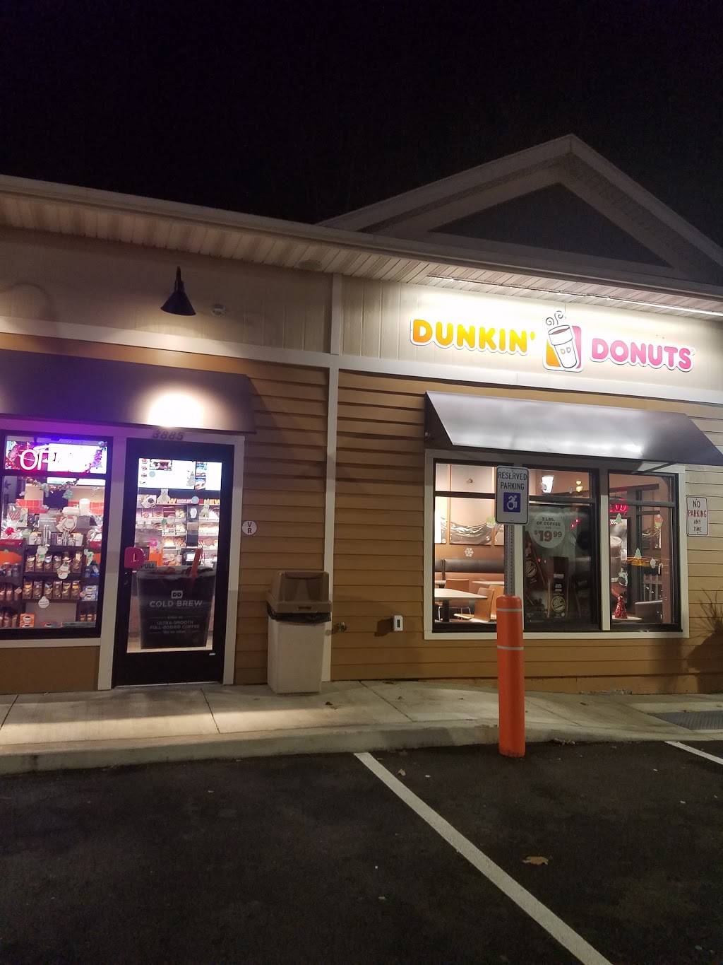 Dunkin | bakery | 3885 Lake Ave, Rochester, NY 14612, USA | 5858658823 OR +1 585-865-8823