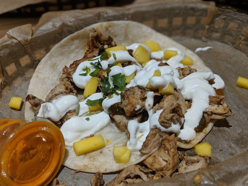 Torchys Tacos | restaurant | 1855 Dallas Pkwy Suite 600, Plano, TX 75093, USA | 9727350310 OR +1 972-735-0310