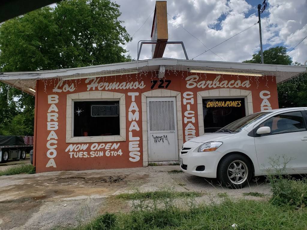 Los Hermanos Barbacoa | restaurant | 727 Cupples Rd, San Antonio, TX 78237, USA | 2104352222 OR +1 210-435-2222
