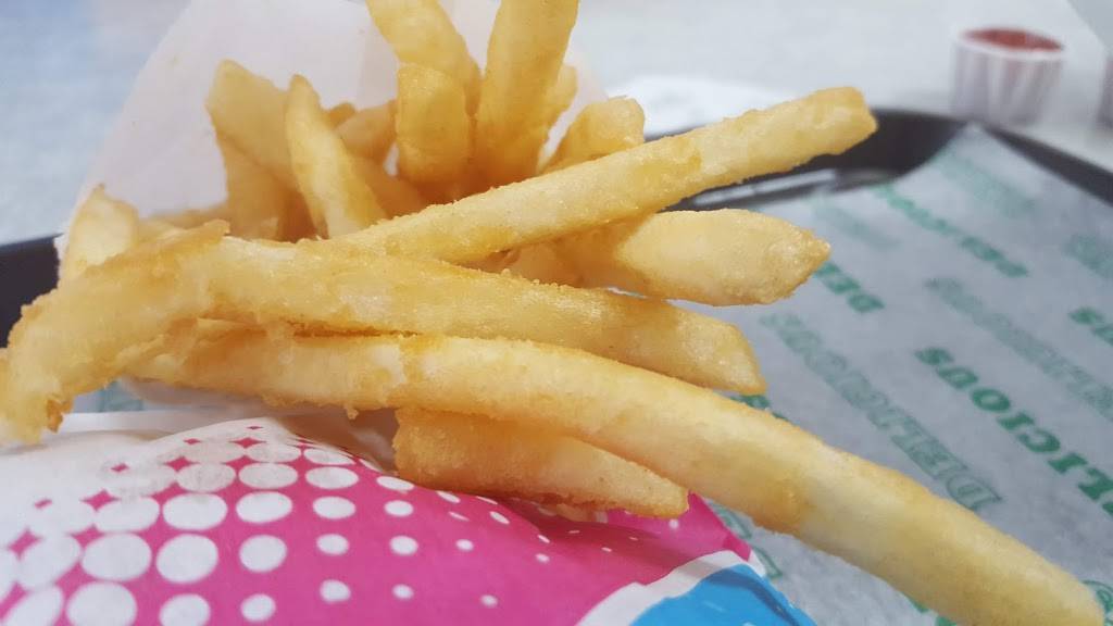 Macs Restaurants | restaurant | 2323 S Madison St, Muncie, IN 47302, USA | 7652891993 OR +1 765-289-1993