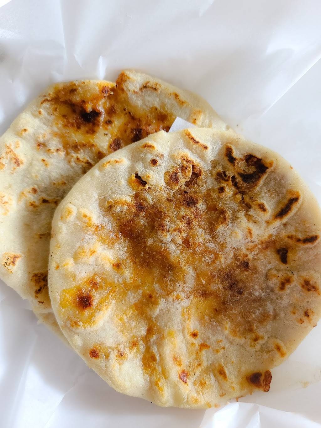 Sabor Salvadoreño | restaurant | 2215 E Poplar St, Stockton, CA 95205, USA | 2099057670 OR +1 209-905-7670