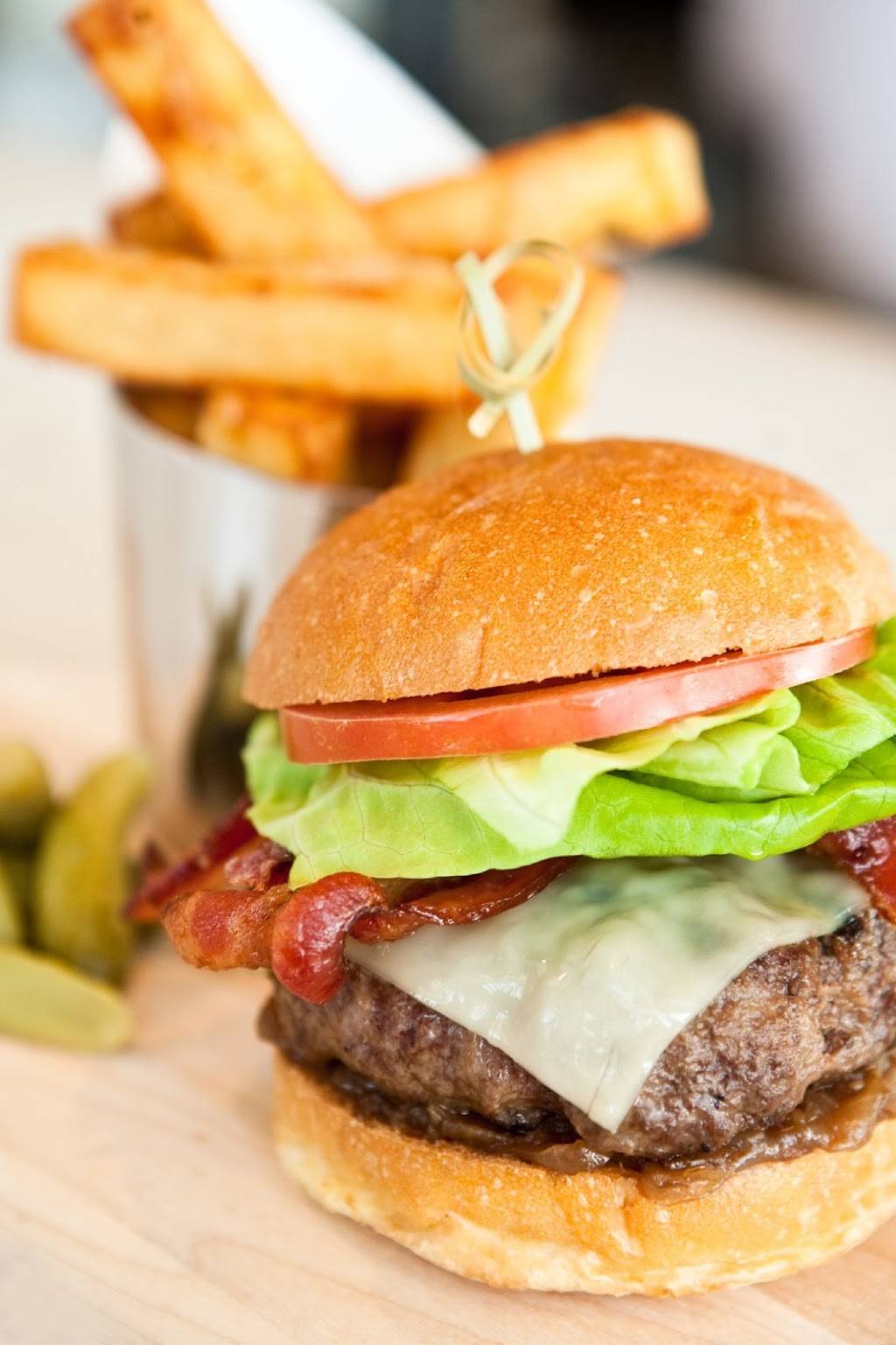 Boxwood Cafe | restaurant | 1020 N San Vicente Blvd, West Hollywood, CA 90069, USA | 3103587788 OR +1 310-358-7788