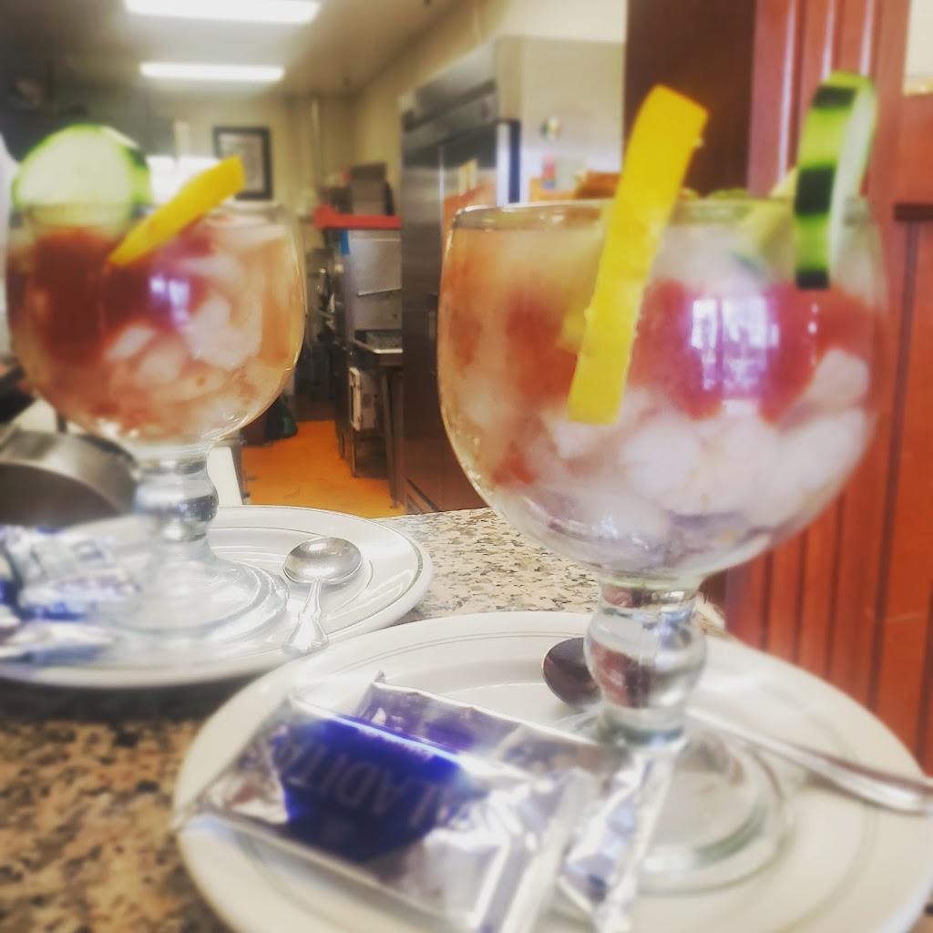 Mayritas Bar & Grill | restaurant | 341 N Main St, Livingston, CA 95334, USA | 2093948580 OR +1 209-394-8580