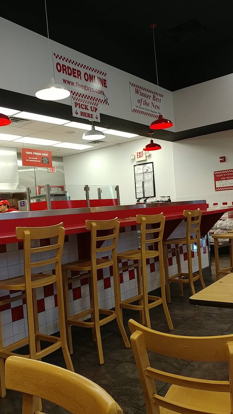 Five Guys | meal takeaway | 269 Patriot Pl, Foxborough, MA 02035, USA | 5082039441 OR +1 508-203-9441