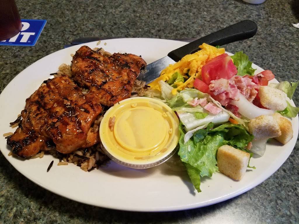 Ds Wings | restaurant | 920 Axtell Dr, Cayce, SC 29033, USA | 8037914486 OR +1 803-791-4486