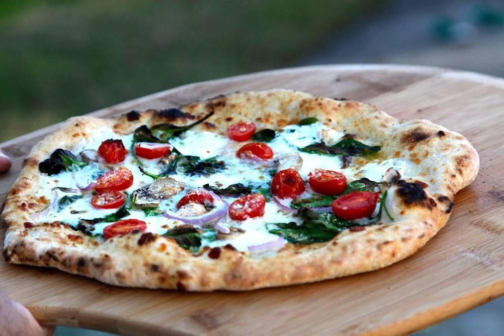 Isabellas Pizzeria | restaurant | 70452 LA-21, Covington, LA 70433, USA | 9858757620 OR +1 985-875-7620