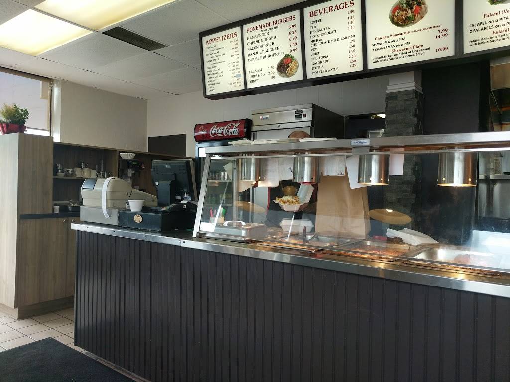 Sammys Chicken Coop | restaurant | 213 The Queensway S, Keswick, ON L4P 2A7, Canada | 9054760505 OR +1 905-476-0505