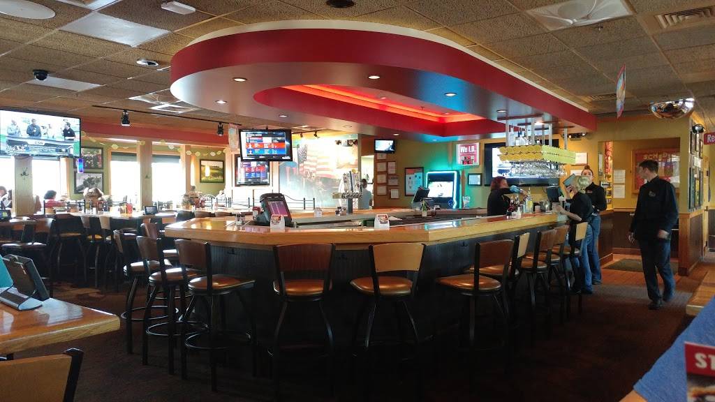 Applebees Grill + Bar | restaurant | 125 S Randall Rd, Elgin, IL 60123, USA | 8476974897 OR +1 847-697-4897