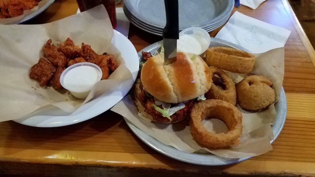 Hooters | restaurant | 4230 Byrd Dr, Loveland, CO 80538, USA | 9706674668 OR +1 970-667-4668