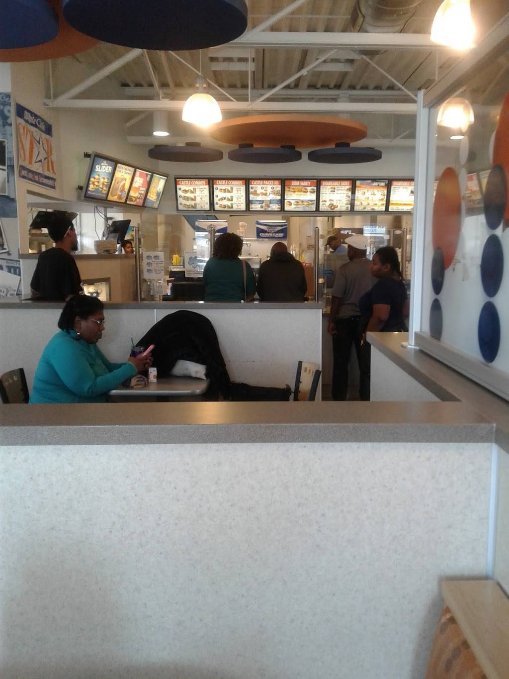 White Castle | restaurant | 11050 S Halsted St, Chicago, IL 60628, USA | 7737852517 OR +1 773-785-2517