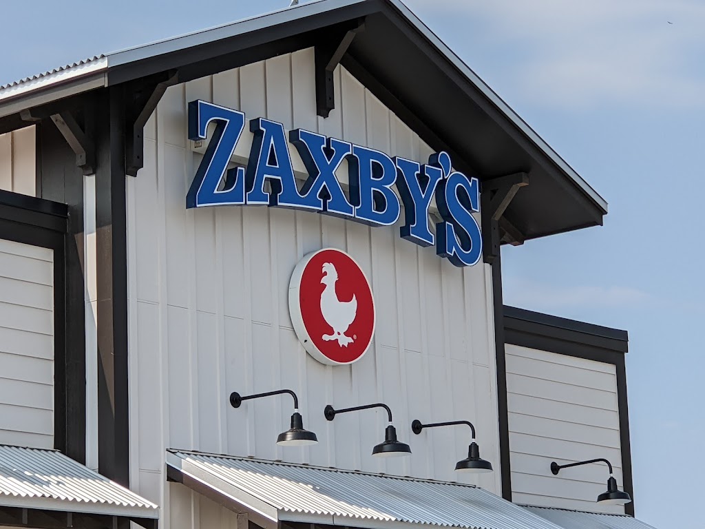 Zaxbys Chicken Fingers & Buffalo Wings | restaurant | 11903 Alamo Rnch Pkwy, San Antonio, TX 78253, USA | 2103054744 OR +1 210-305-4744