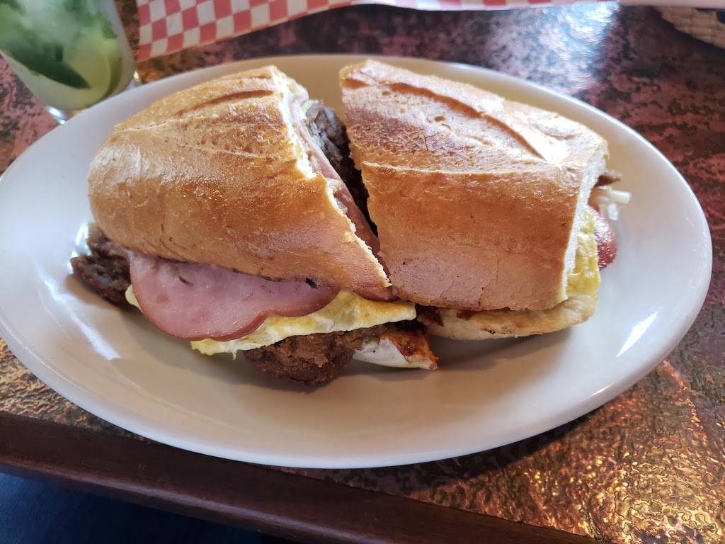 El Quetzal | restaurant | 3211 Beacon Ave S, Seattle, WA 98144, USA | 2063292970 OR +1 206-329-2970