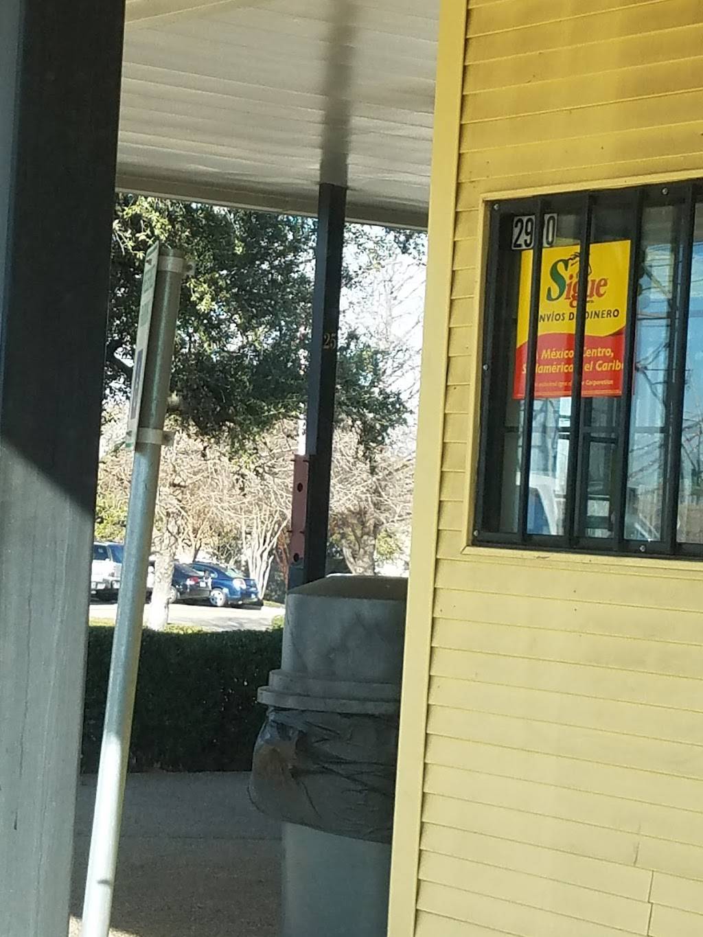 Dos Hermanos Meat Market | restaurant | 2920 Altamesa Blvd, Fort Worth, TX 76133, USA | 8178826629 OR +1 817-882-6629