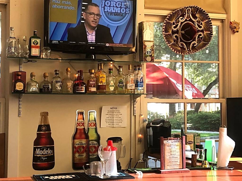 Bertos Tex-Mex Grill | restaurant | 9 Market, Beaufort, SC 29906, USA | 8436441925 OR +1 843-644-1925