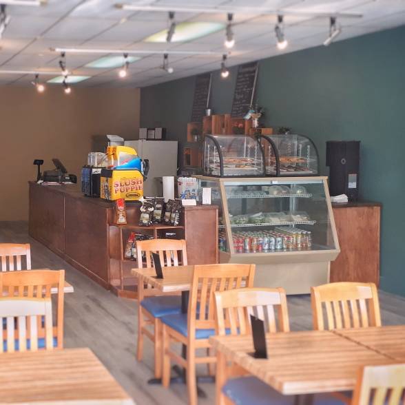 La Pointe Au Café | cafe | 11873 Rue Notre-Dame Est, Pointe-aux-Trembles, QC H1B 2Y2, Canada | 5146456100 OR +1 514-645-6100