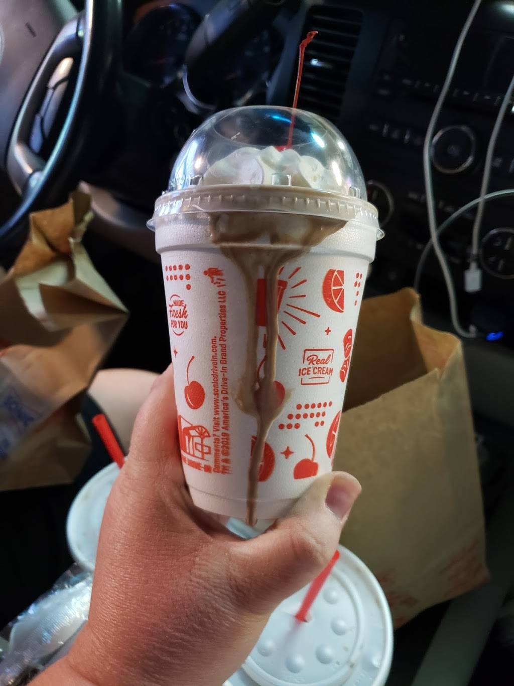 Sonic Drive-In | restaurant | 611 E High St, Potosi, MO 63664, USA | 5734382779 OR +1 573-438-2779