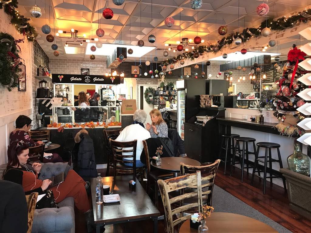 Dolce Italian Café | cafe | 98 Elm St, New Canaan, CT 06840, USA | 2035941424 OR +1 203-594-1424