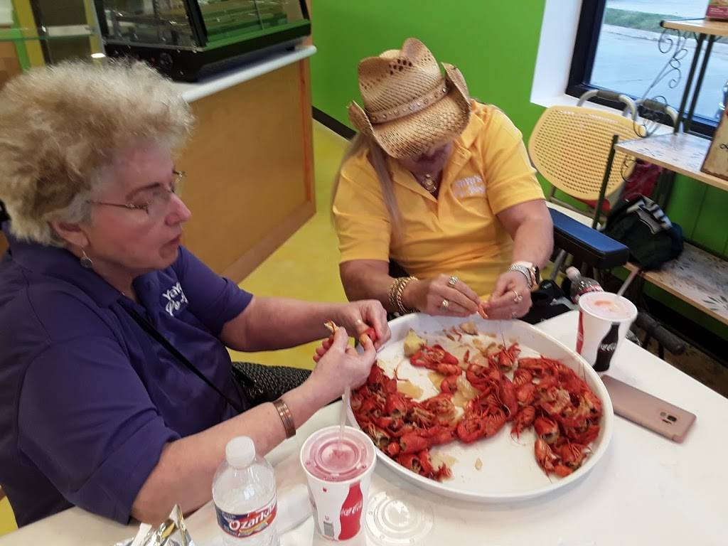 Yayas Poboys | restaurant | 2212 Katy Flewellen Rd, Katy, TX 77494, USA | 8324370970 OR +1 832-437-0970