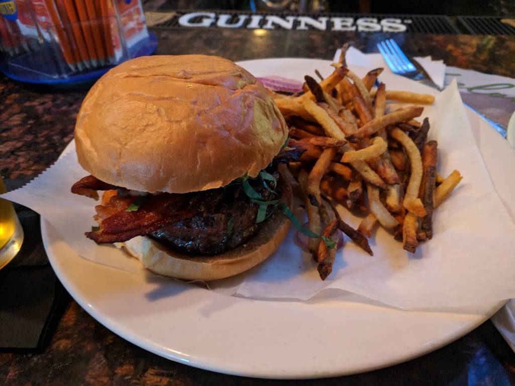 Mary Dowlings | restaurant | 528 Main St, Islip, NY 11751, USA | 6315811550 OR +1 631-581-1550