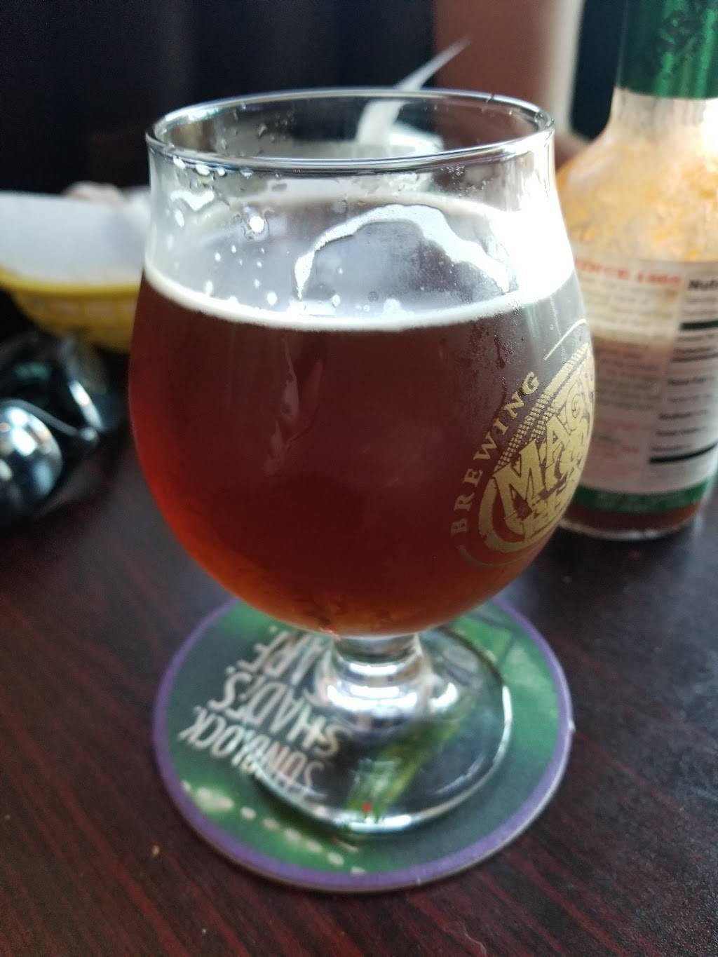 The Duck Tavern | restaurant | 5901 N Federal Hwy, Boca Raton, FL 33487, USA | 5619988288 OR +1 561-998-8288