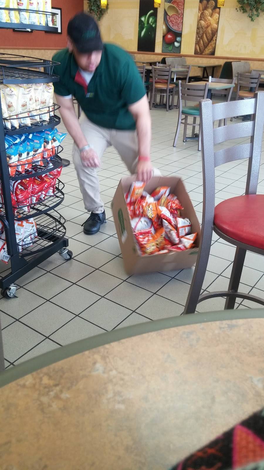 Subway | restaurant | 2125 Edsel Ln NW, Corydon, IN 47112, USA | 8127388484 OR +1 812-738-8484