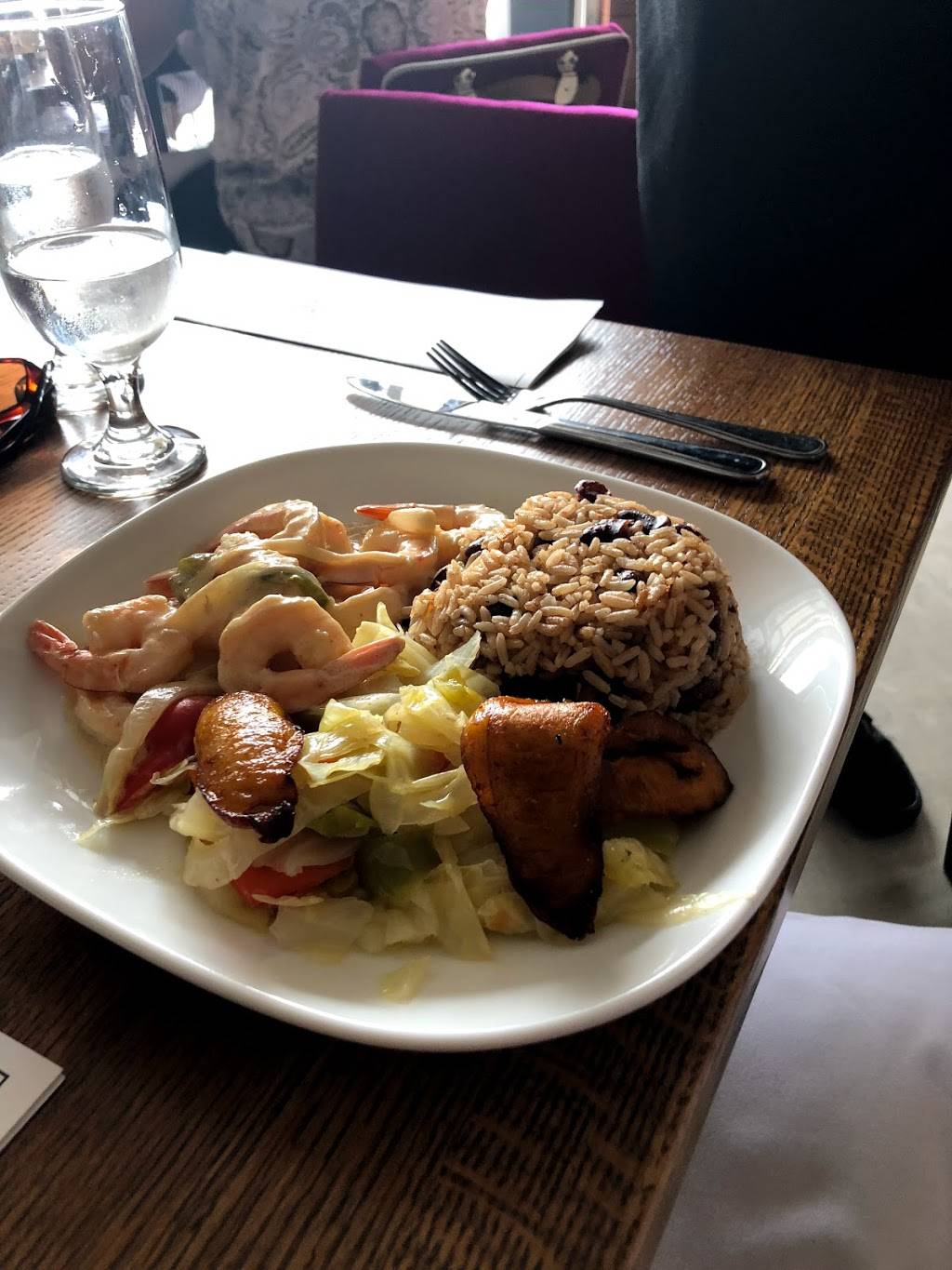 Good To Go Jamaican Cuisine & Event Space | restaurant | 711 Howard St, Evanston, IL 60202, USA | 8478688226 OR +1 847-868-8226