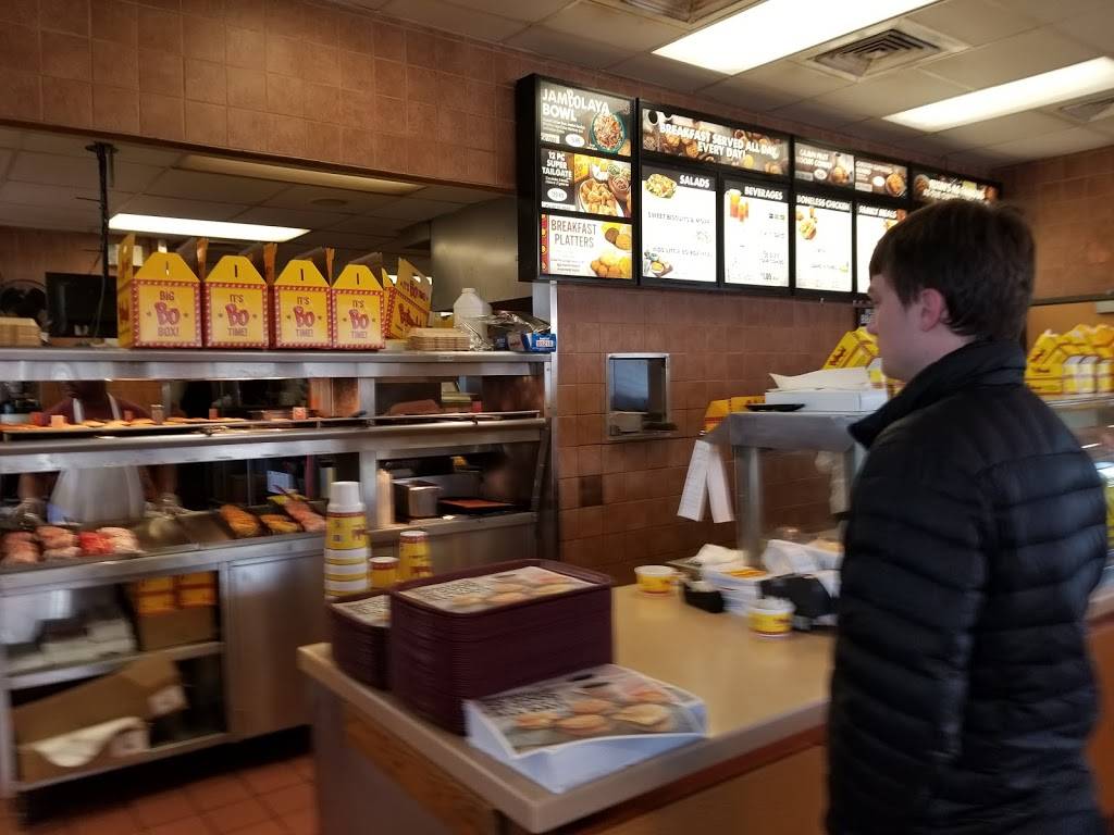 Bojangles Famous Chicken n Biscuits | restaurant | 9265 US-29, Blairs, VA 24527, USA | 4348363500 OR +1 434-836-3500