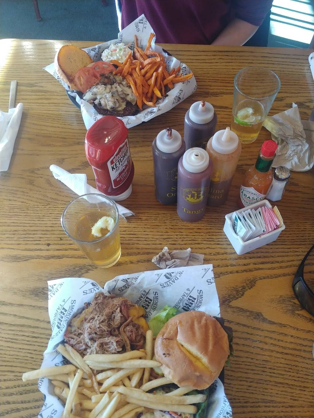 Smokin Daves BBQ | restaurant | 1480 Golf Course Rd, Estes Park, CO 80517, USA | 97058681463 OR +1 970-586-8146 ext. 3