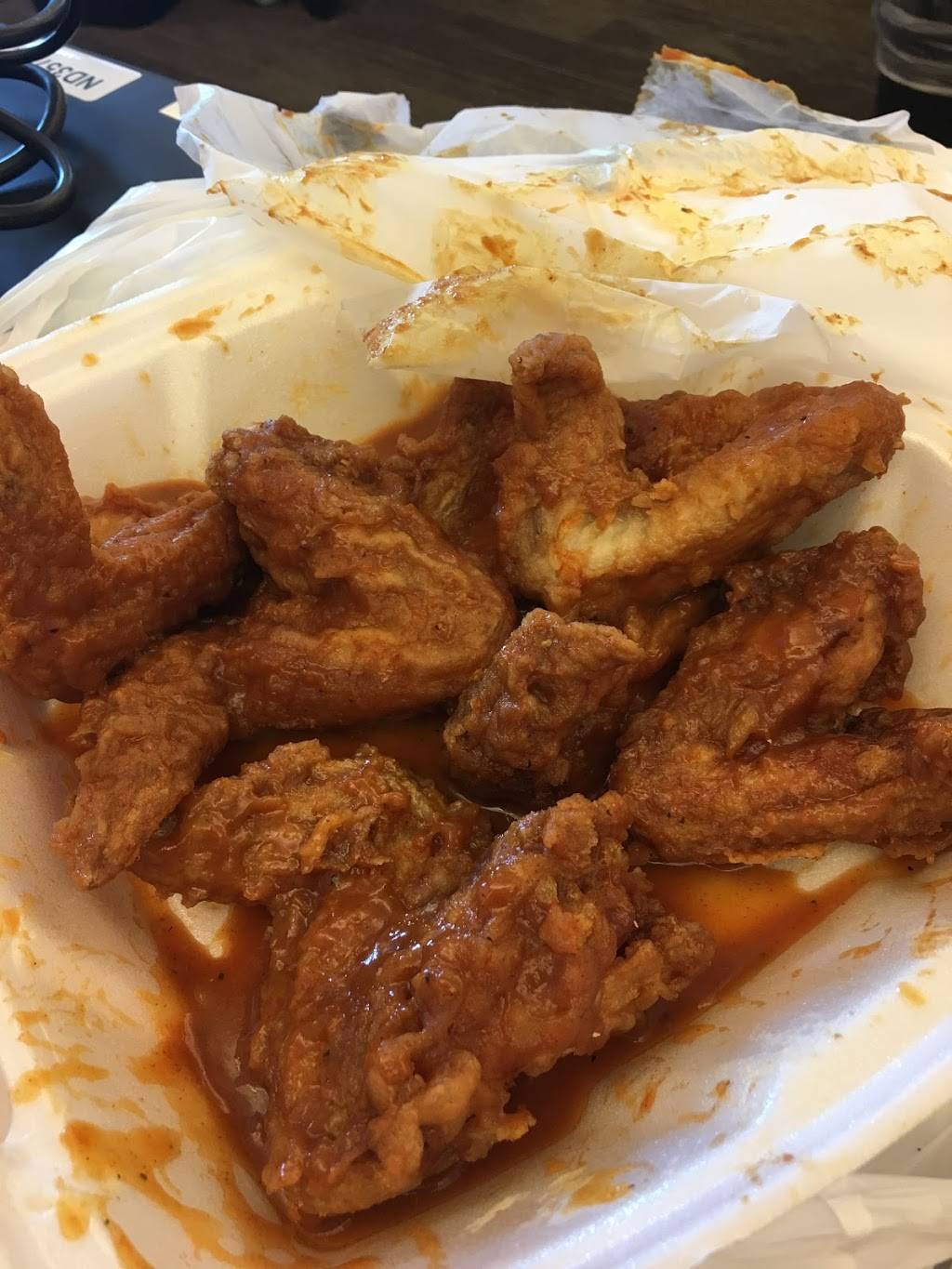 Kims Wings | restaurant | 28242 Chardon Rd, Willoughby Hills, OH 44092, USA | 4402784874 OR +1 440-278-4874