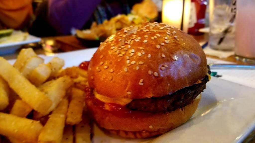 Park Tavern | restaurant | 580 Ritchie Hwy, Severna Park, MD 21146, USA | 4107935930 OR +1 410-793-5930