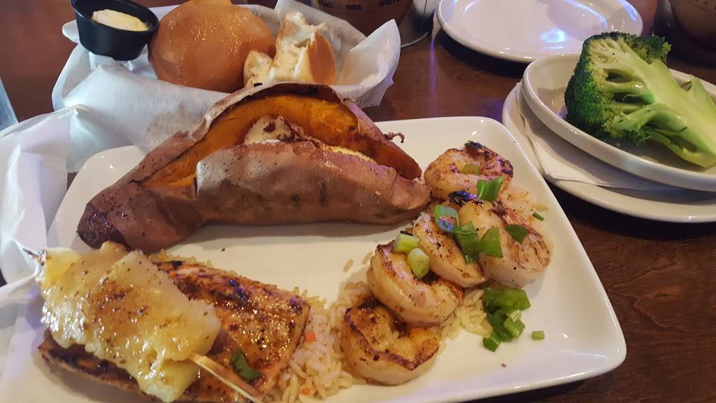 Logans Roadhouse | restaurant | 2697 Tittabawassee Rd, Saginaw, MI 48604, USA | 9897903803 OR +1 989-790-3803