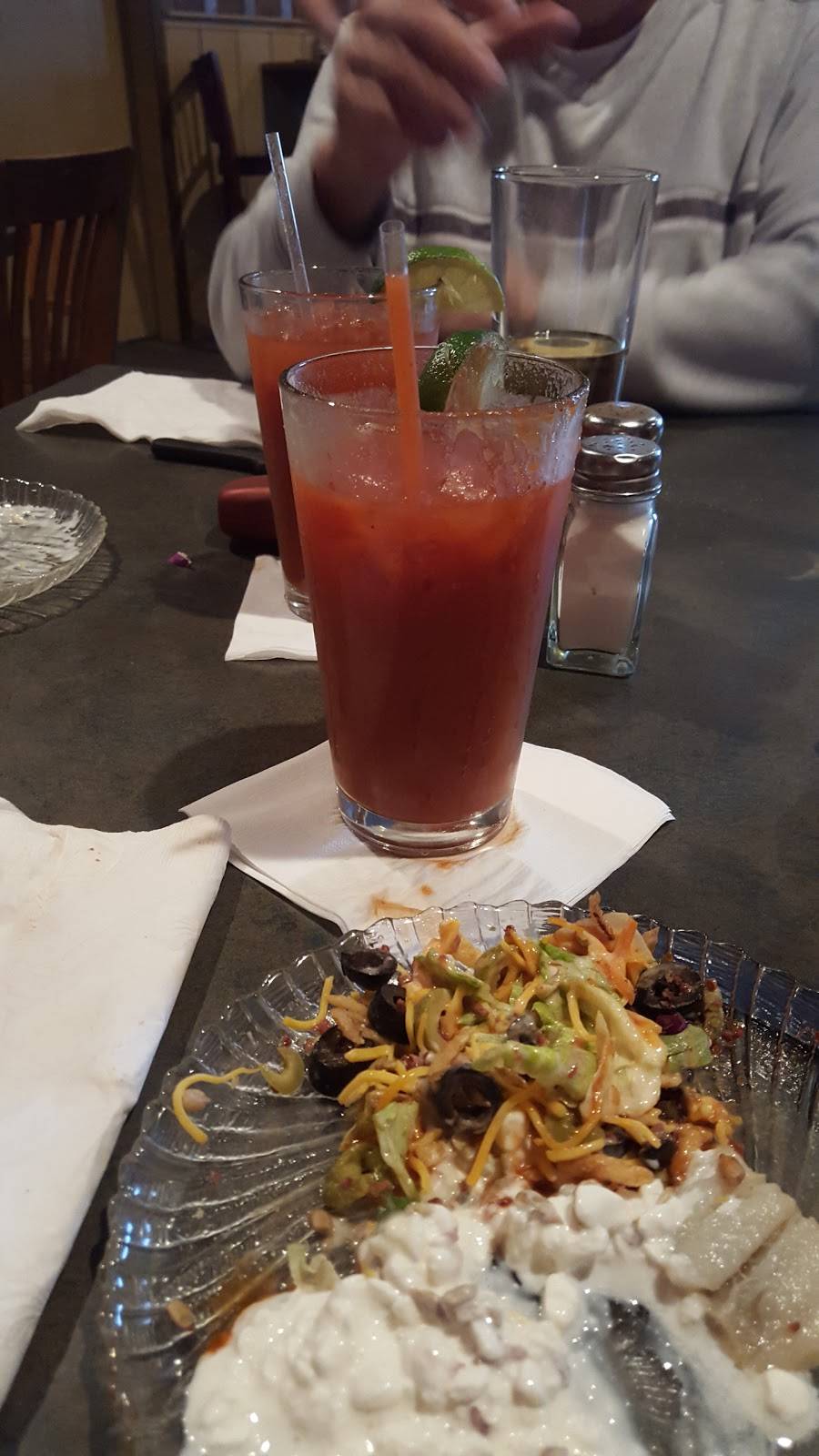 McKeens Pub & Grill | restaurant | 2608 22nd St, Spirit Lake, IA 51360, USA | 7123362362 OR +1 712-336-2362